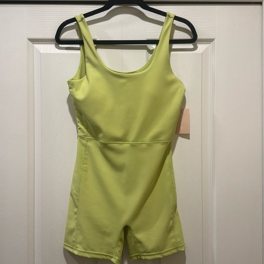 WILO THE LABEL-NWT-Lime Green Jumpsuit. Size Medium. - Picture 2 of 8